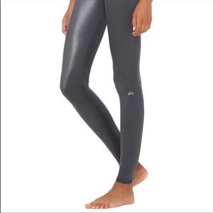 Alo High Waist Shine Legging — Anthracite Shine xs